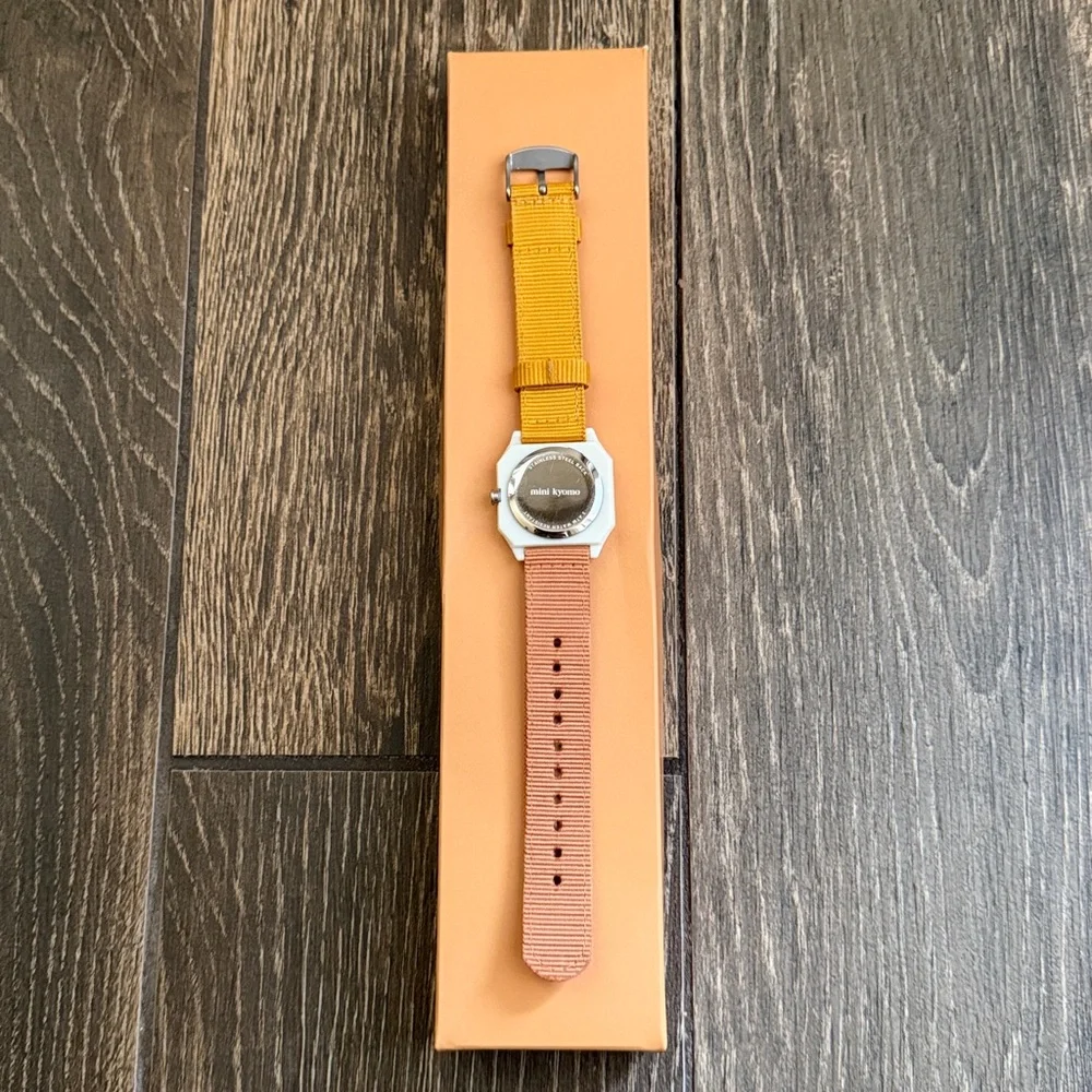 Mini Kyomo Kids’ Sunburn Watch—Japanese Movement - Picture 10 of 16